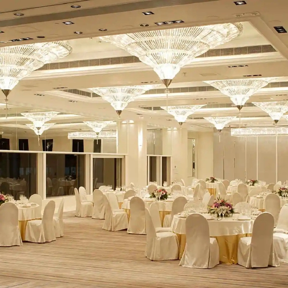 Hotel Lobby K9 Crystal Bar Round Custom Chandelier Modern Creative Pyramid Shape Indoor LED Decorative Lighting