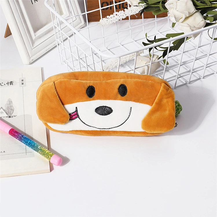 Wholesale/Supplier Cute Flannelette Stationery Pencil Case Animal Shape Large-Capacity Pen Bag