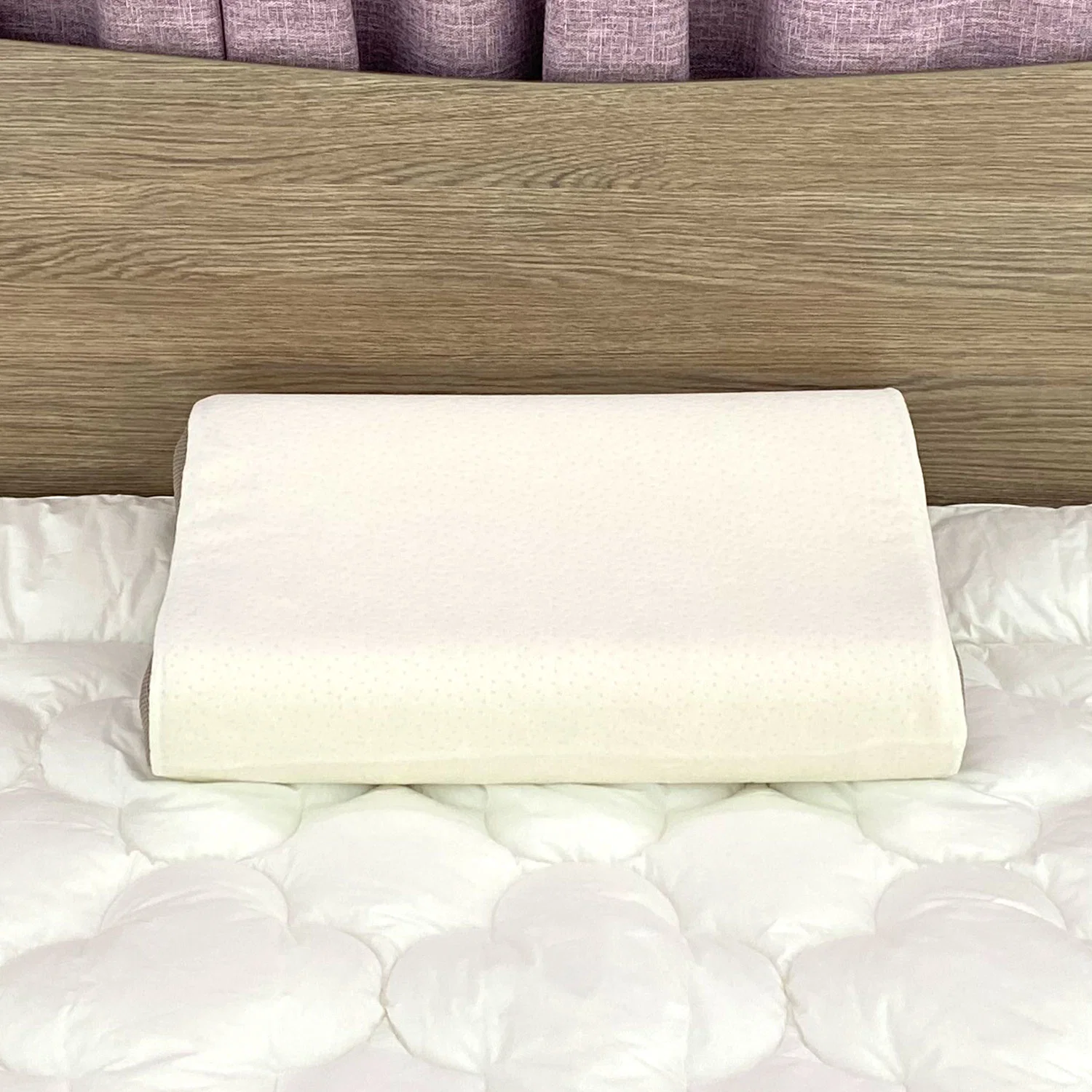 Plain Luxury 280GSM White Velet DOT Jacquard Memory Foam Pillow