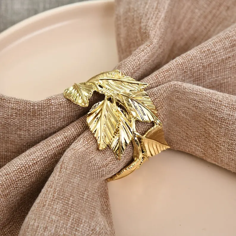 Venda por grosso de ouro de latão abastecido metálica prateada material ferro barato guardanapo Ring para decoração, Festival de utilização diária
