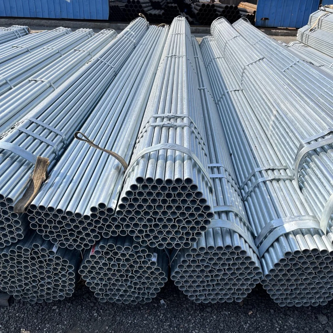 Galvanized Steel Pipes Used Street Lighting Poles