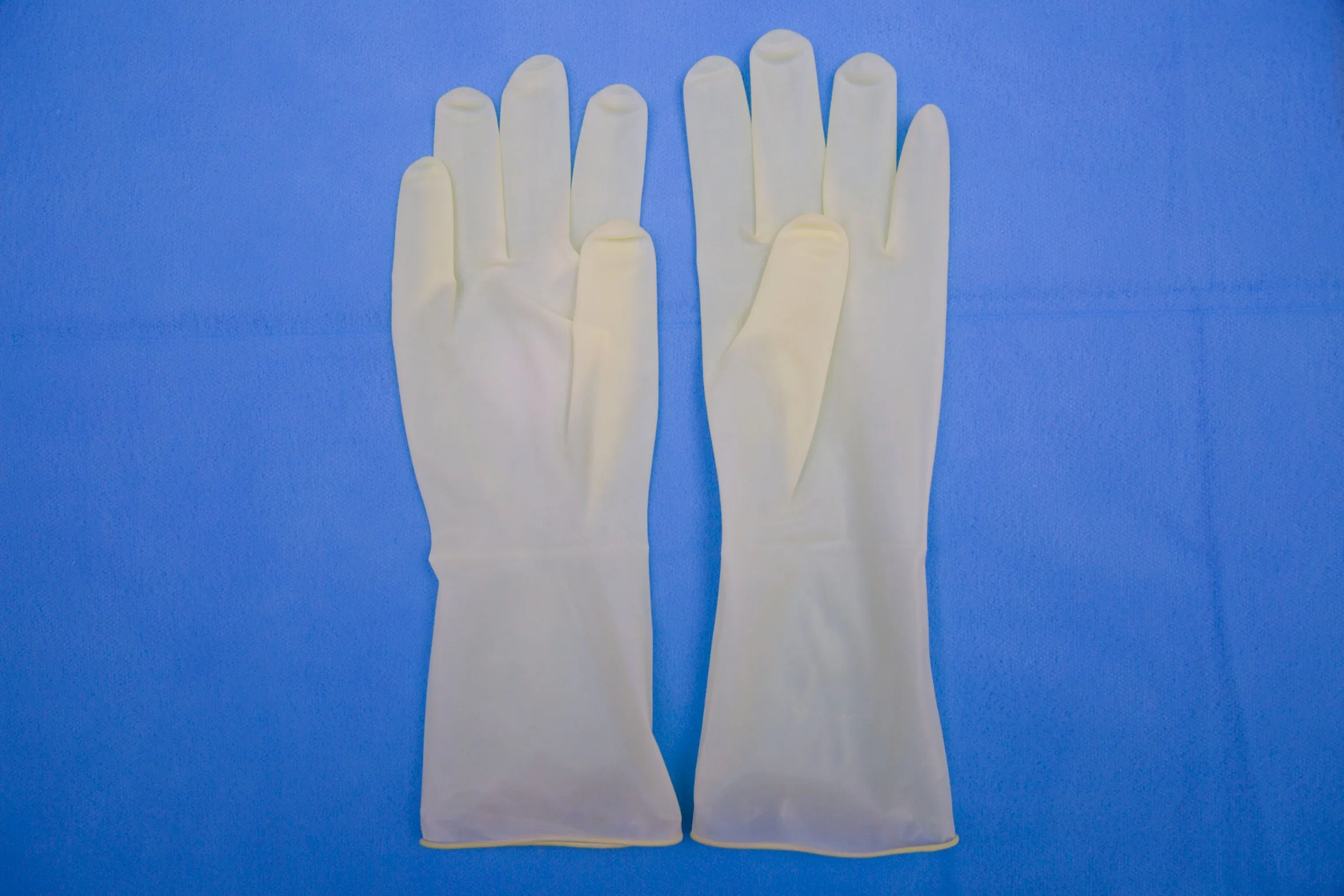 Одноразовые медицинские латексные перчатки графитового порошка стерильные хирургические Латексные перчатки