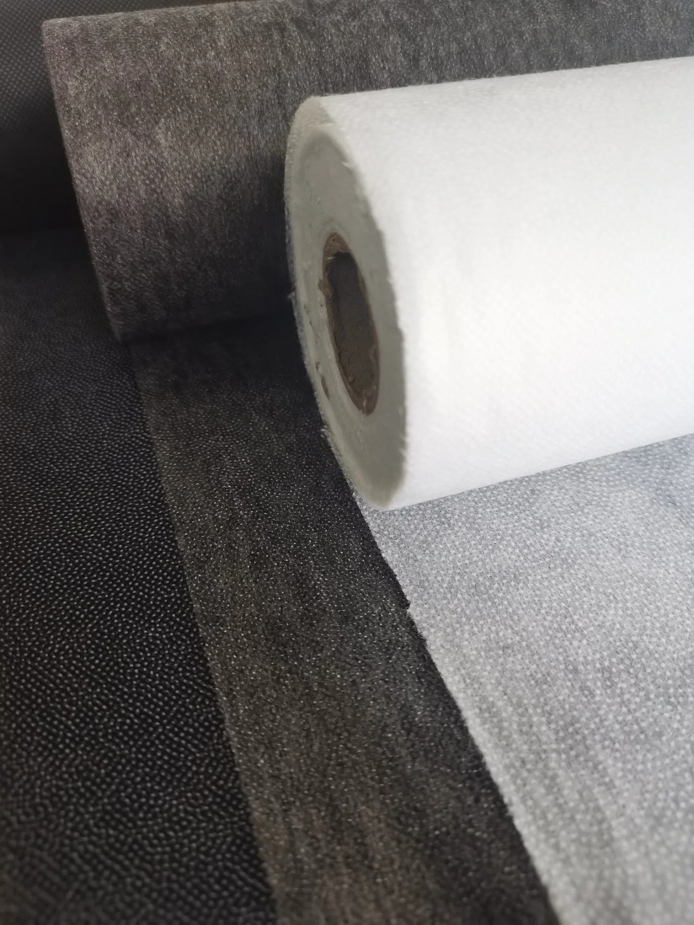 Fusible Interlining 25GSM Double DOT Coated Pes/PA Coating