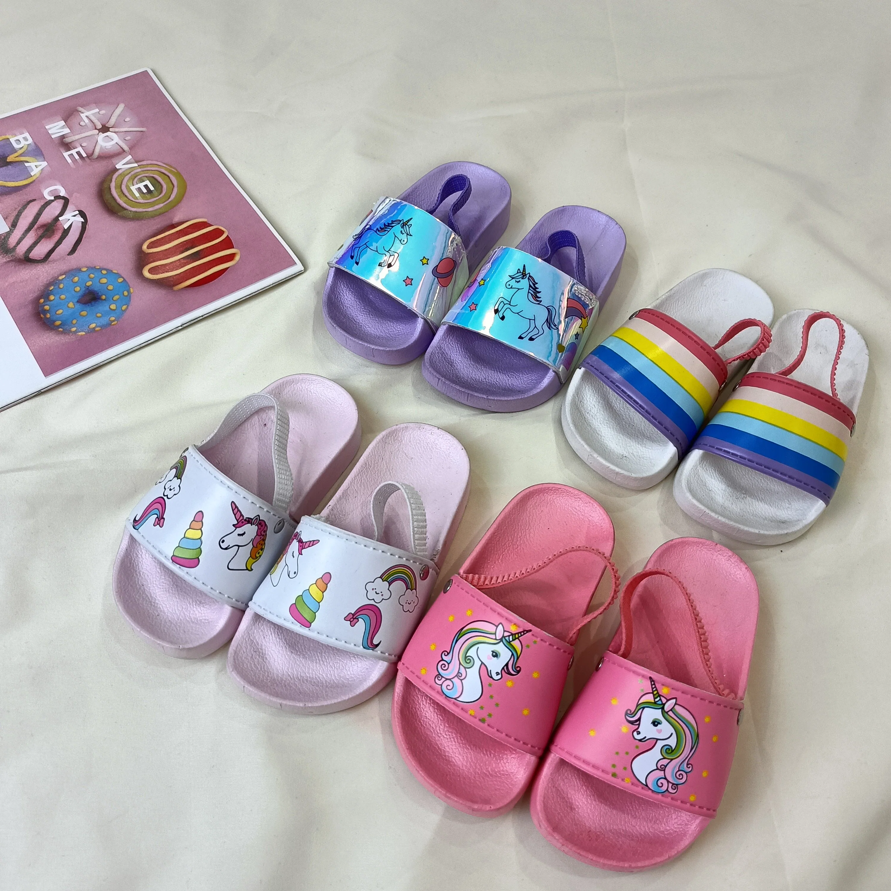 Children's Slippers Sandals Slides Flat Sandals Baby Rainbow Stripes Sandals New Summer for Kids Sandal