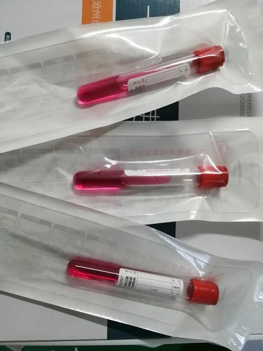 Viral Transport Medium Swab, Swab Stick Sterile Flocked Dacron Foam Materials CE FDA