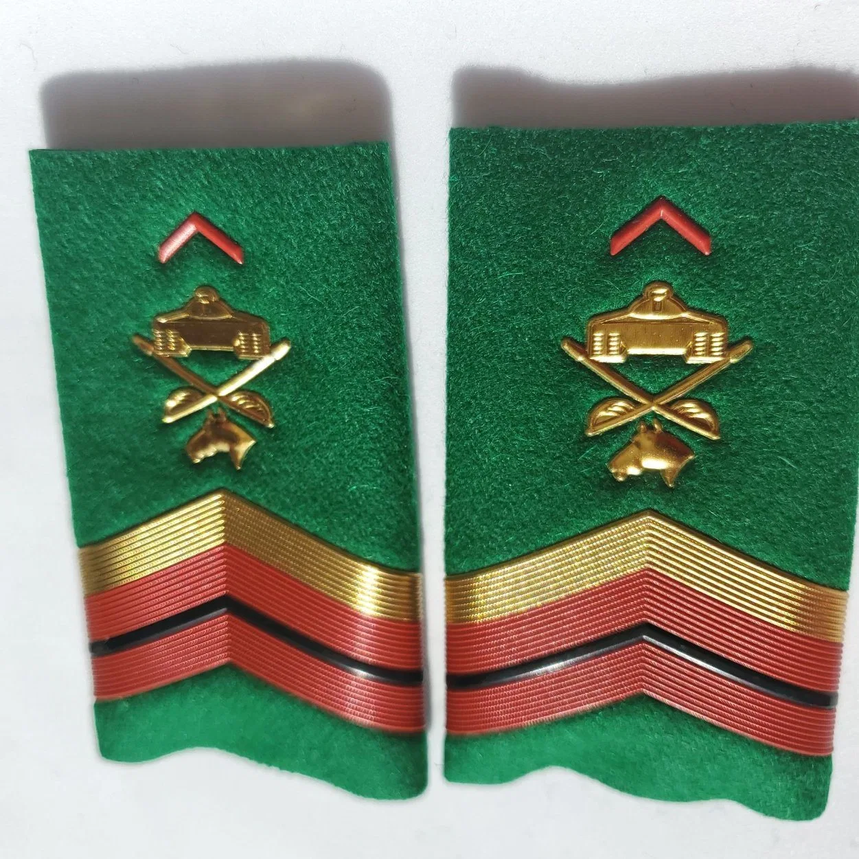 Charreteras militares uniformes uniformes nos emblema de piloto para la venta