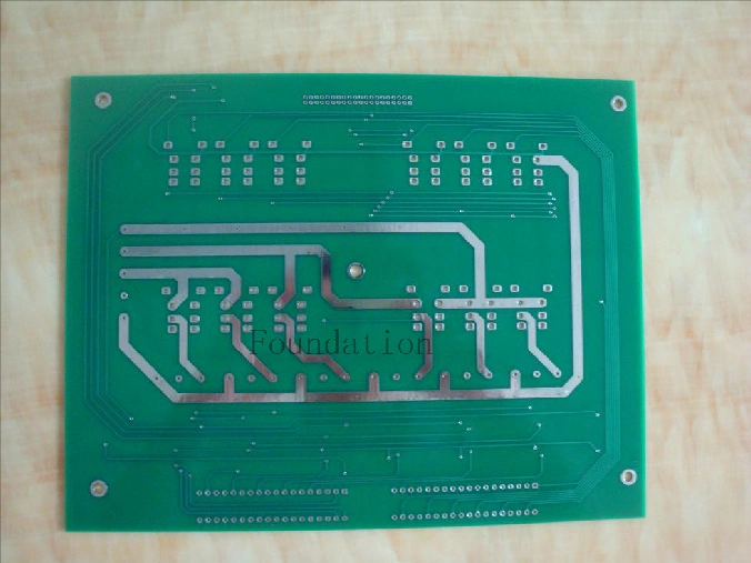 Commutateur à membrane de circuit imprimé flexible et rigide