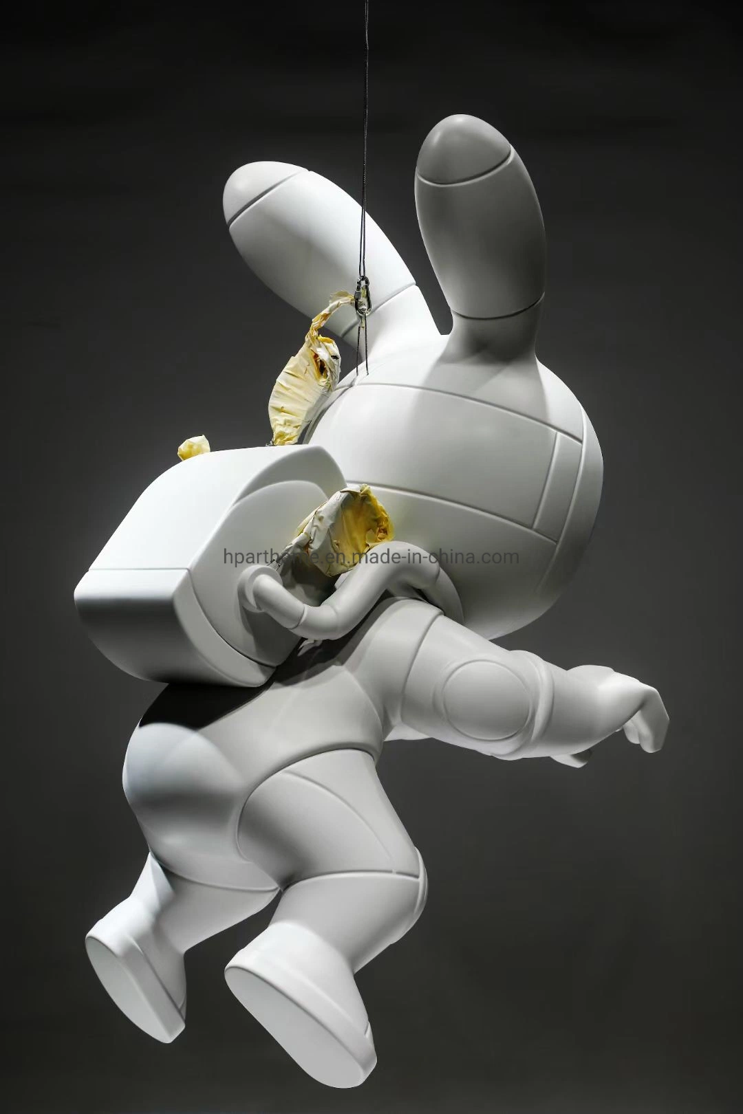 White Creative Rabbit Spaceman Indoor Statue Art Decoration Animal Sculpture