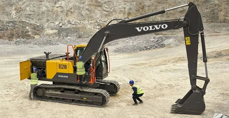 Volvo 20 Ton Hydraulic Shovel Excavators Ec200 with 123kw Power