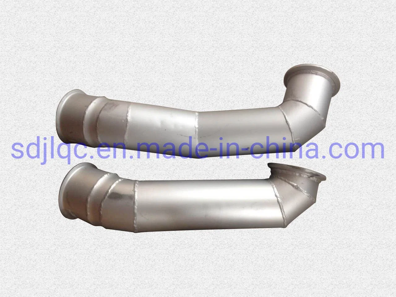 Shacman FAW F3000 Spare Parts Original Dz95259540132 Exhaust Pipe