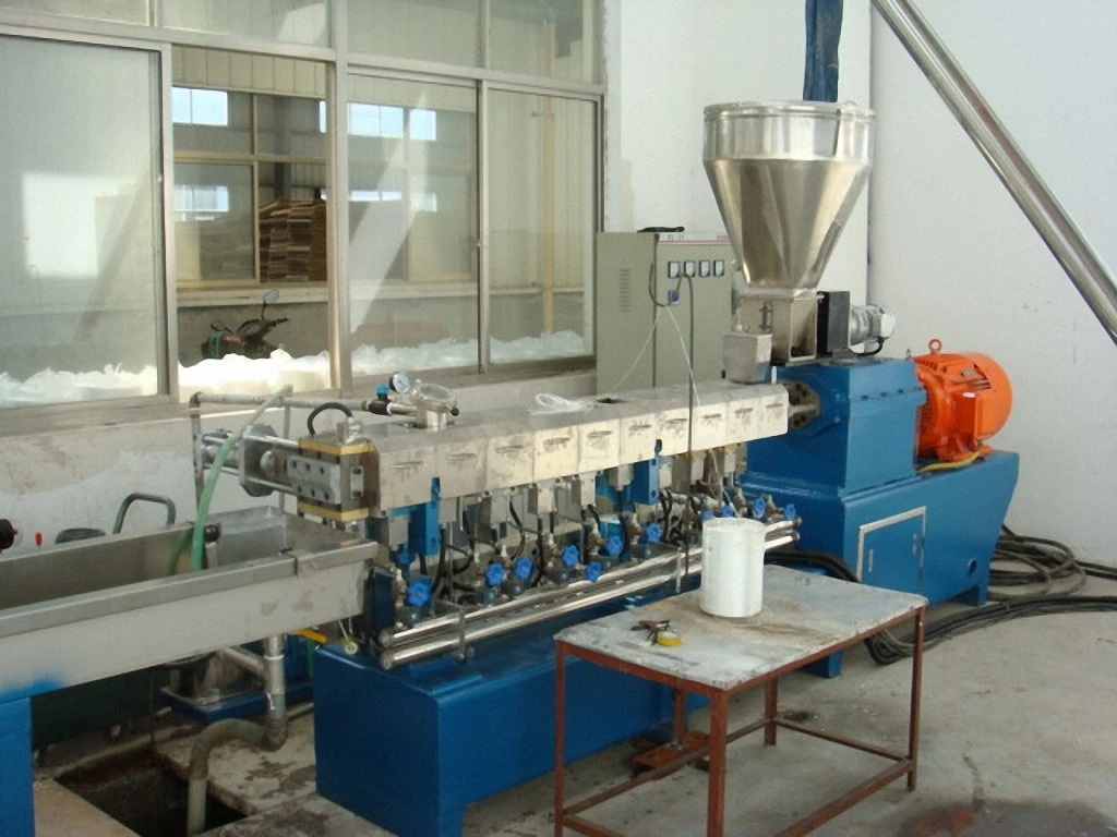 Alta capacidad de granulación PA66 Nylon Granules Extrusion Machine