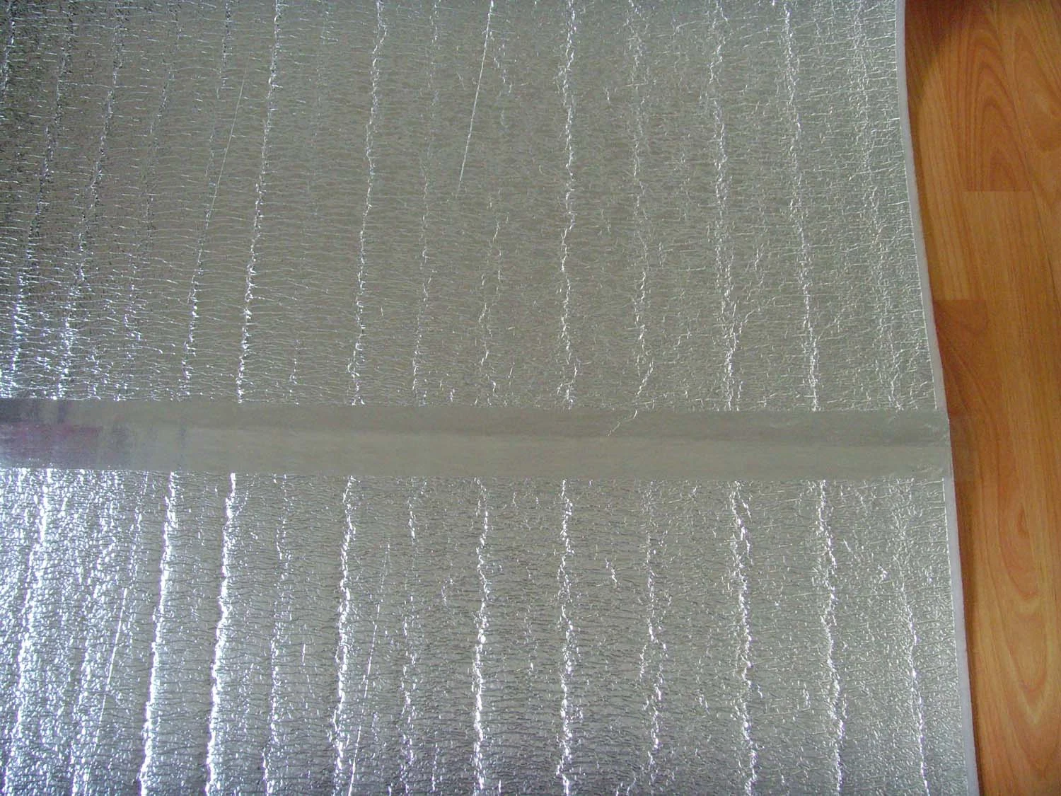 Chase Blue Pack High Reflectivity Thermal Foam Foil Insulation Damp Proof Tear Resistant Roofing Material