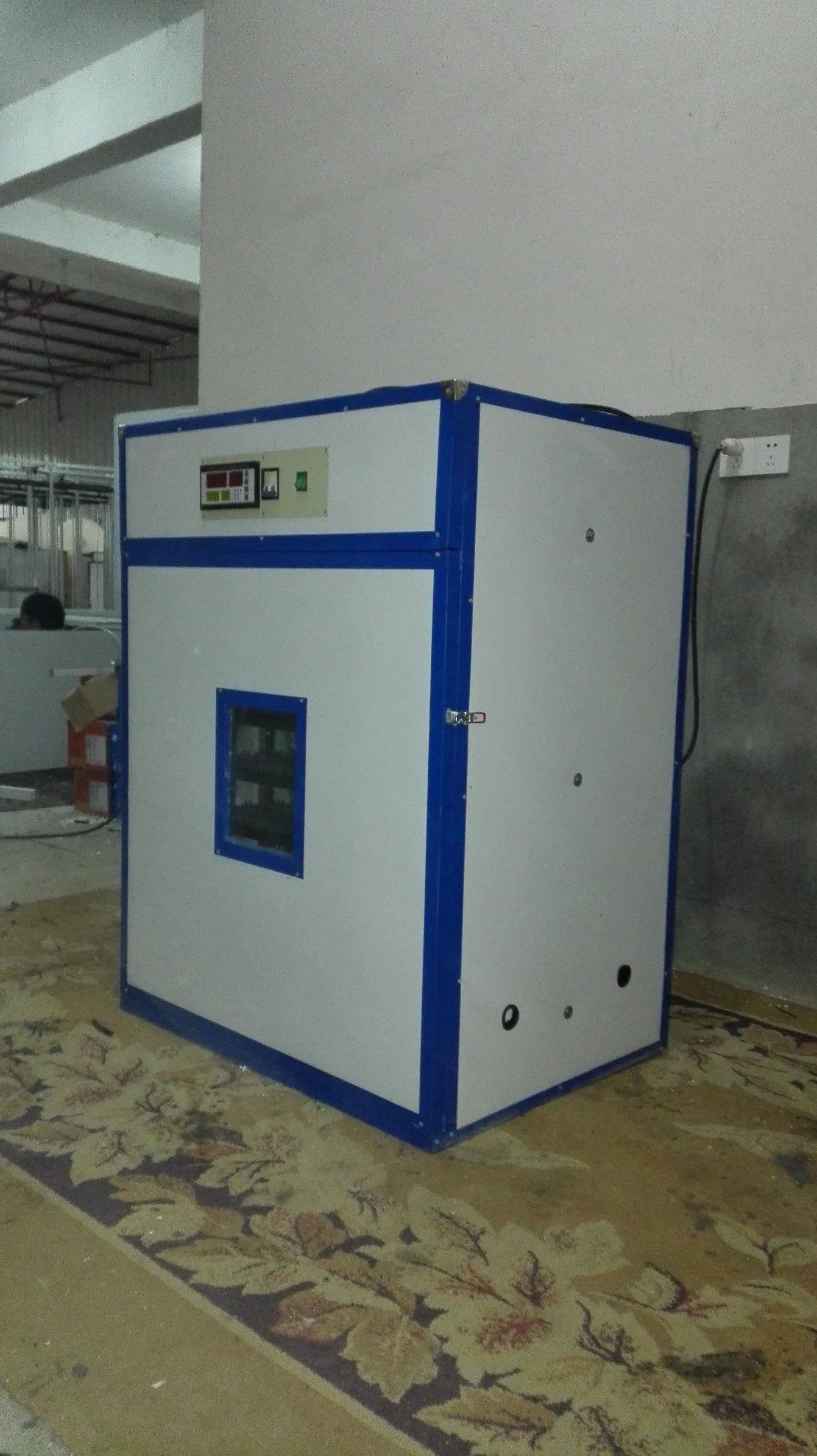 Hhd Automatic Egg Incubator with Hatchery Function Machine (YZITE-8)