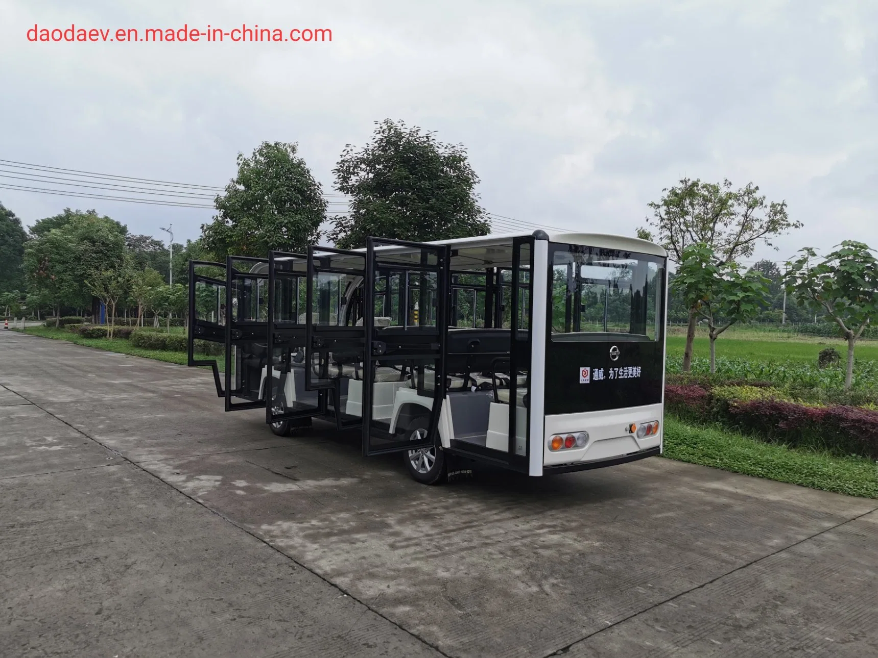 De alto rendimiento de la fábrica China de 72V de 7,5 Kw de potencia de carga de pasajeros de Super 14 Batería de litio Electric Abierto Cerrado autobús de turismo turismo alquiler de minibús F14m-QM13