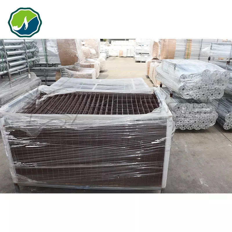 Factory 358 3D Welded Curvy Wire Mesh Metal Fence Panels/Bending/Garden Farm Security Fence