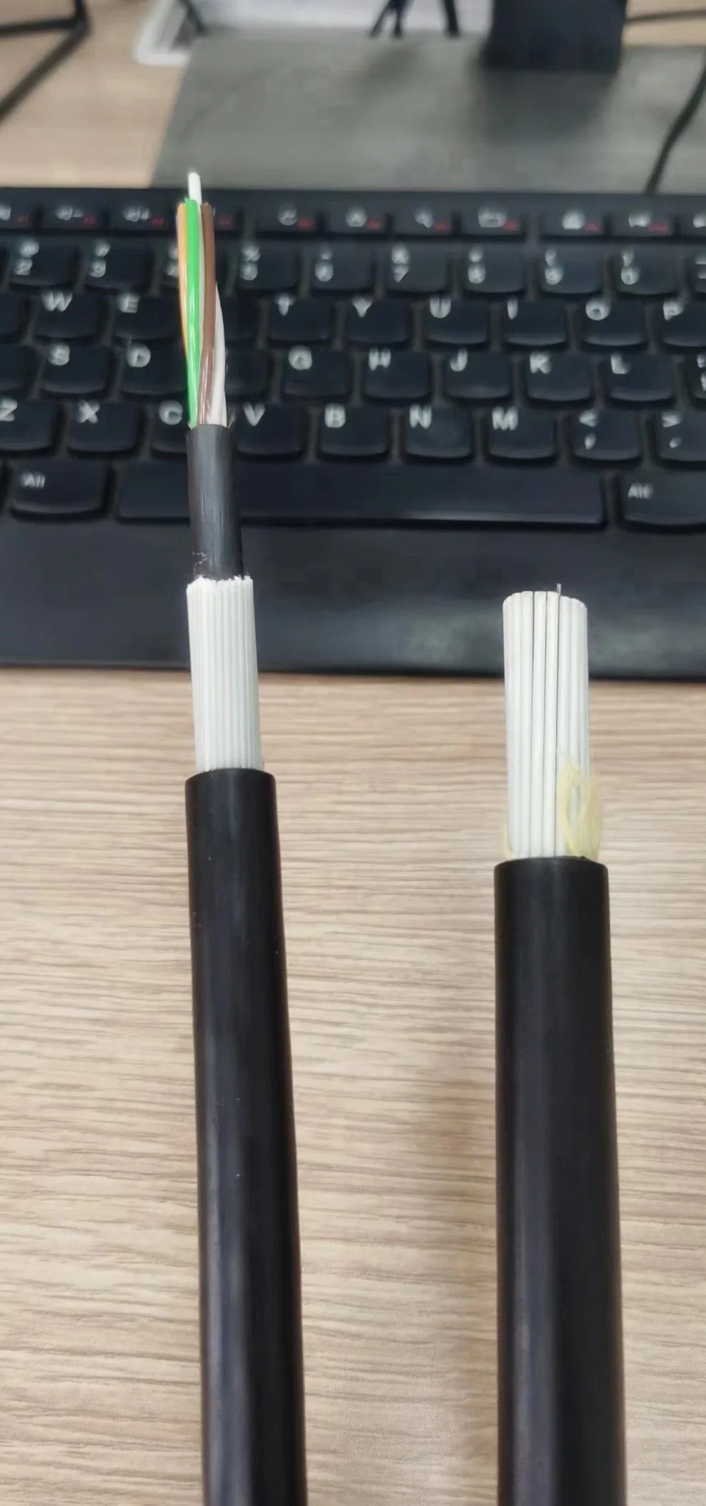 Fiber Optic Cable, GJYXFCH Gjyxch Gjxh GJXFH, Plywood Drum FTTH Drop Cable G657A1 Fiber Optic Wire FTTH Drop Cable