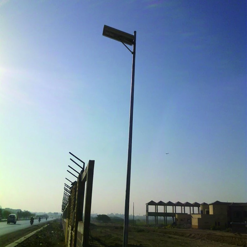 China 20-40W All in One Solar Power Energy Solar Street Light