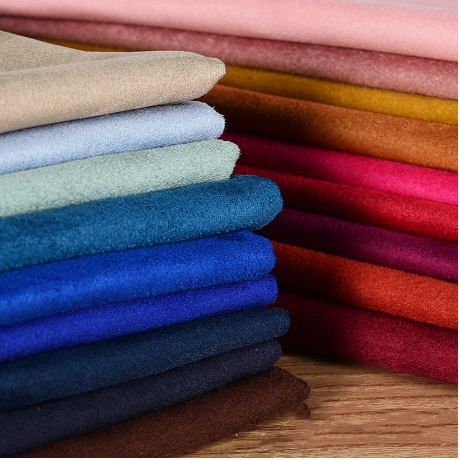 China Suede Fabric 100% Polyester Elastic Warp Knitted Fabric No Solvent Superfiber for Garment Shoes Bag