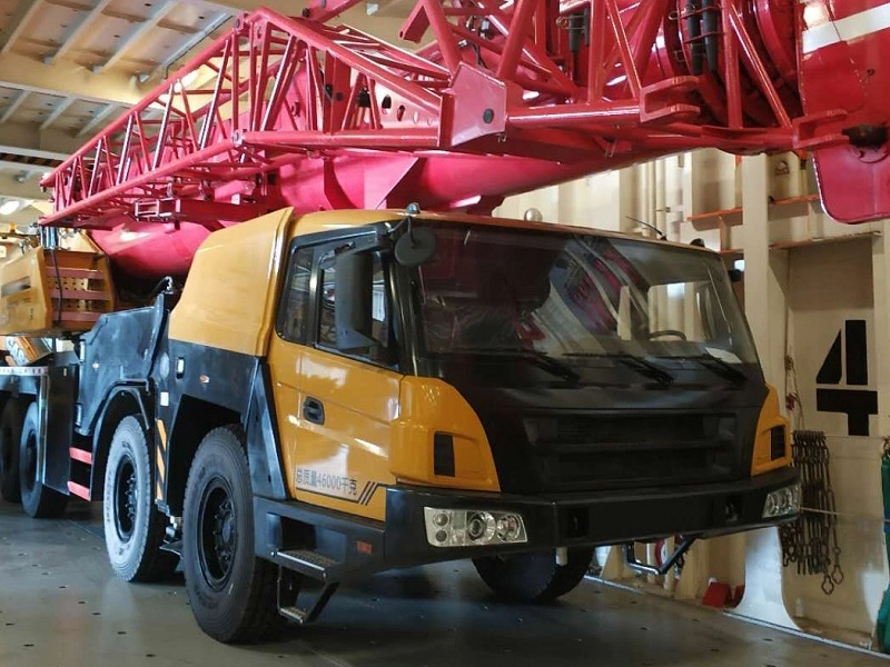 China Earth Moving Machine 60 Ton Truck Cranes Xca60 Sac600e All Terrain Crane with CE