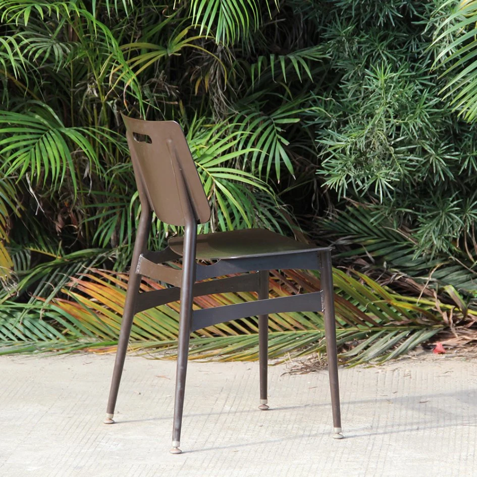 Leisure Restaurant Stackable Metal Leg Plastic Dining Set Garden Furniture Outdoor Chair