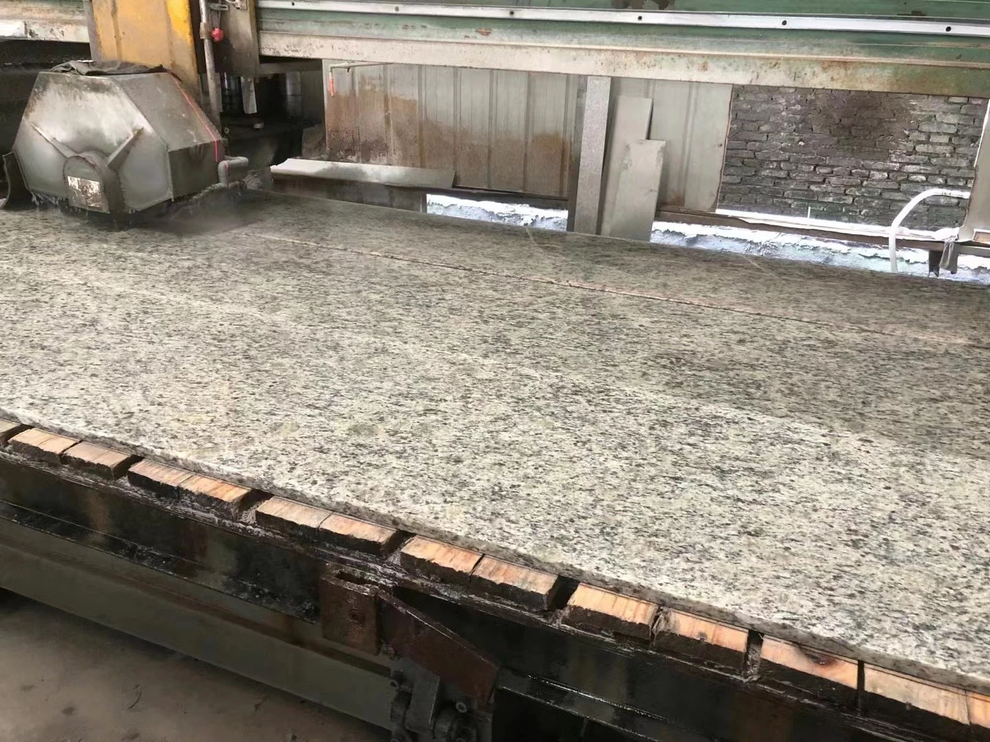 Light Purple Spot Granite/Vanitytop/Countertops Kitchen Bathroom/Floor/Outer Interiorwall/ Home Decoration /Building Materials Granite