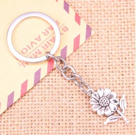 Custom Promotion Design Logo Sunflower Beaded Metal Souvenir Keychain