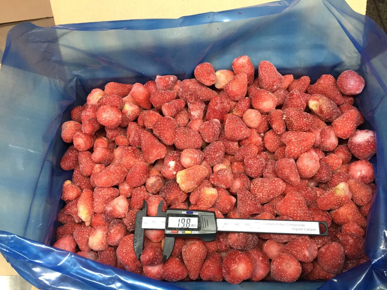High quality/High cost performance  New Crop Frozen Strawberry IQF Strawberry Frozen Fruit From China
