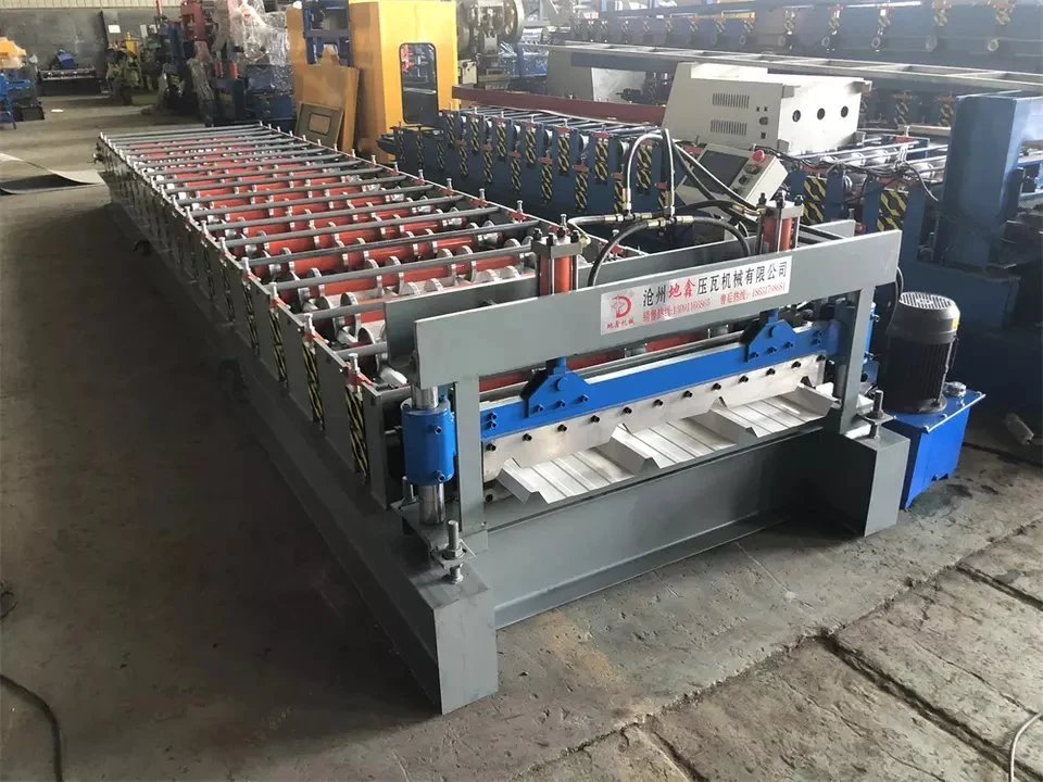 Tr4/Tr5 Panel Making Machine /Trapeziod Roofing Metal Sheet Tile Forming Machine