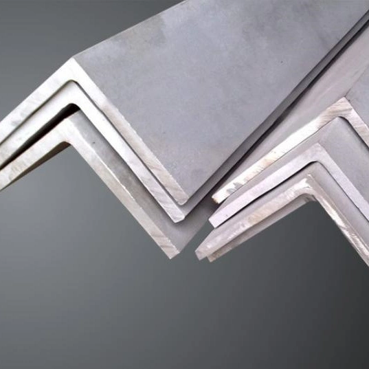 Q235 Ângulo Galvanizado Barra de aço laminados a quente viga de aço com alta qualidade