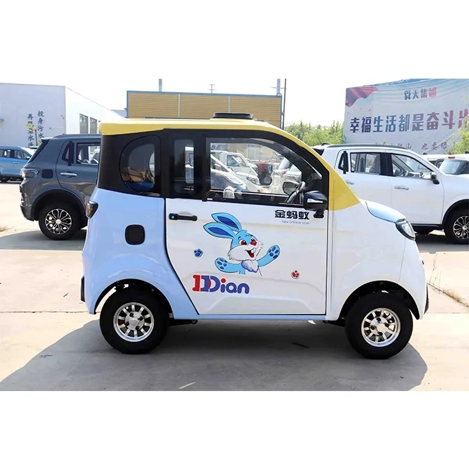 Students EV Toy Car Low Speed 30 Km/H for Young Teenagers Four-Wheel Electric Car /Mini EV Electric Car 70-10