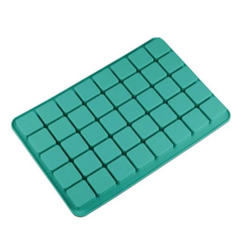 Molde em silicone quadrado verde para tabuleiro de cubo de gelo