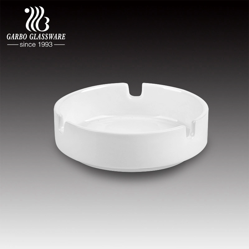 Standard Size Wholesale White Ceramic Ashtray Smoking Accessories Round Pocerlain Cigar Ashtray