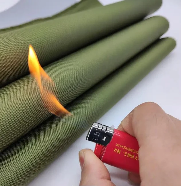 Polyester Silver Flame Retardant Waterproof Standard Fireproof 600d Oxford Fabric