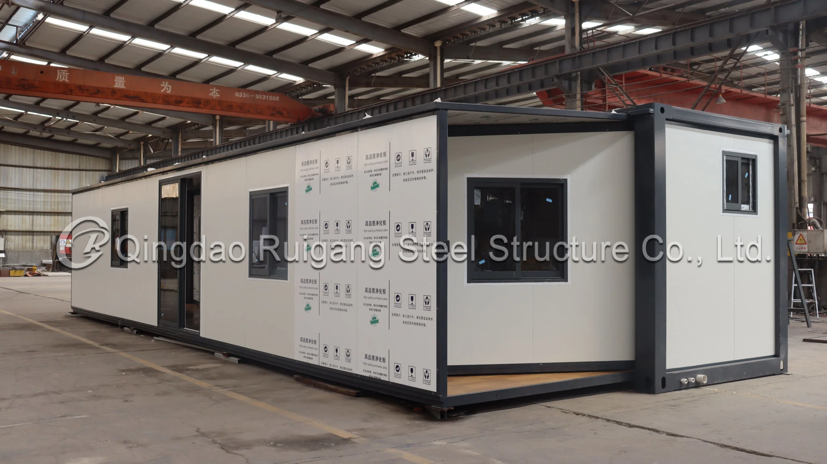 2023 Luxury Light Frame House Prefabricated Transportable Expandable Container House to Australia