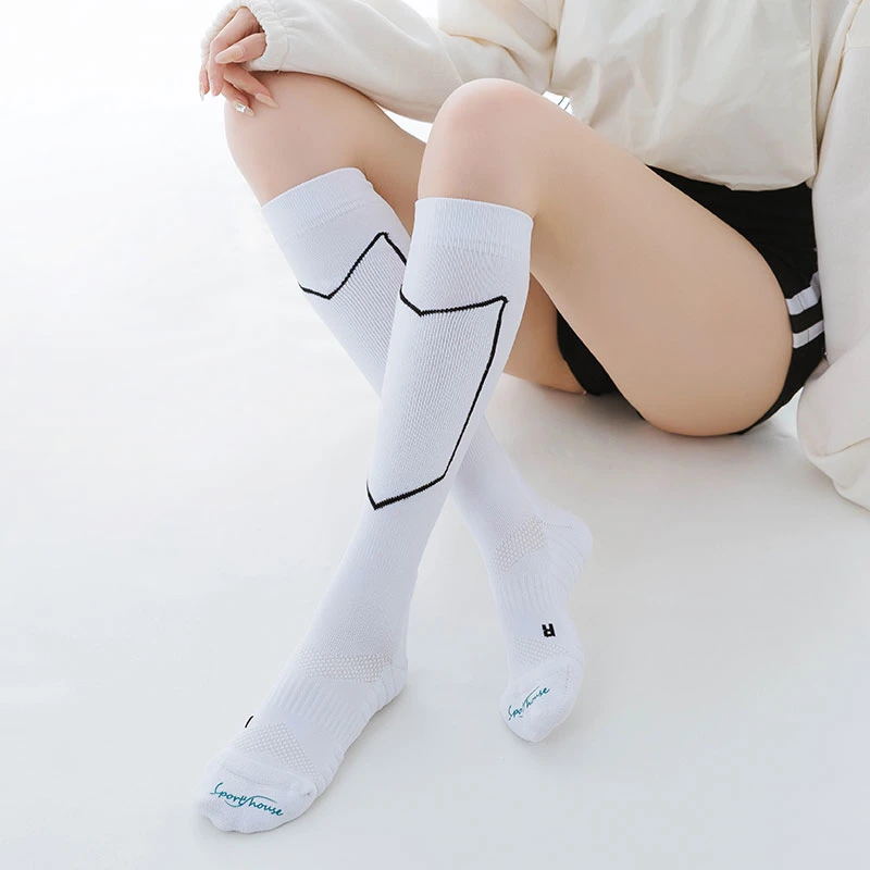 Chaussettes de sport unisexes en coton de haute qualité en gros de design de mode.