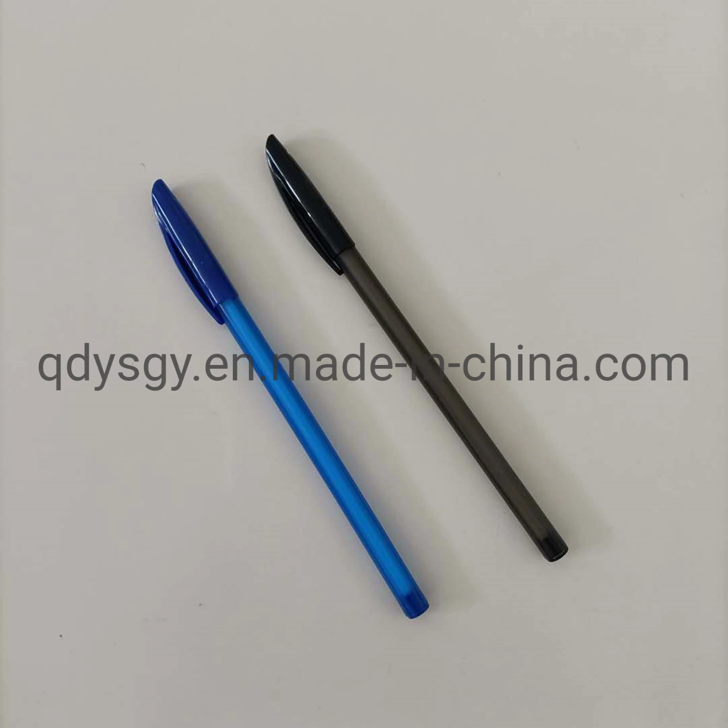 Plastic Ball Pen with Eco Refill for Office Supply Stationery