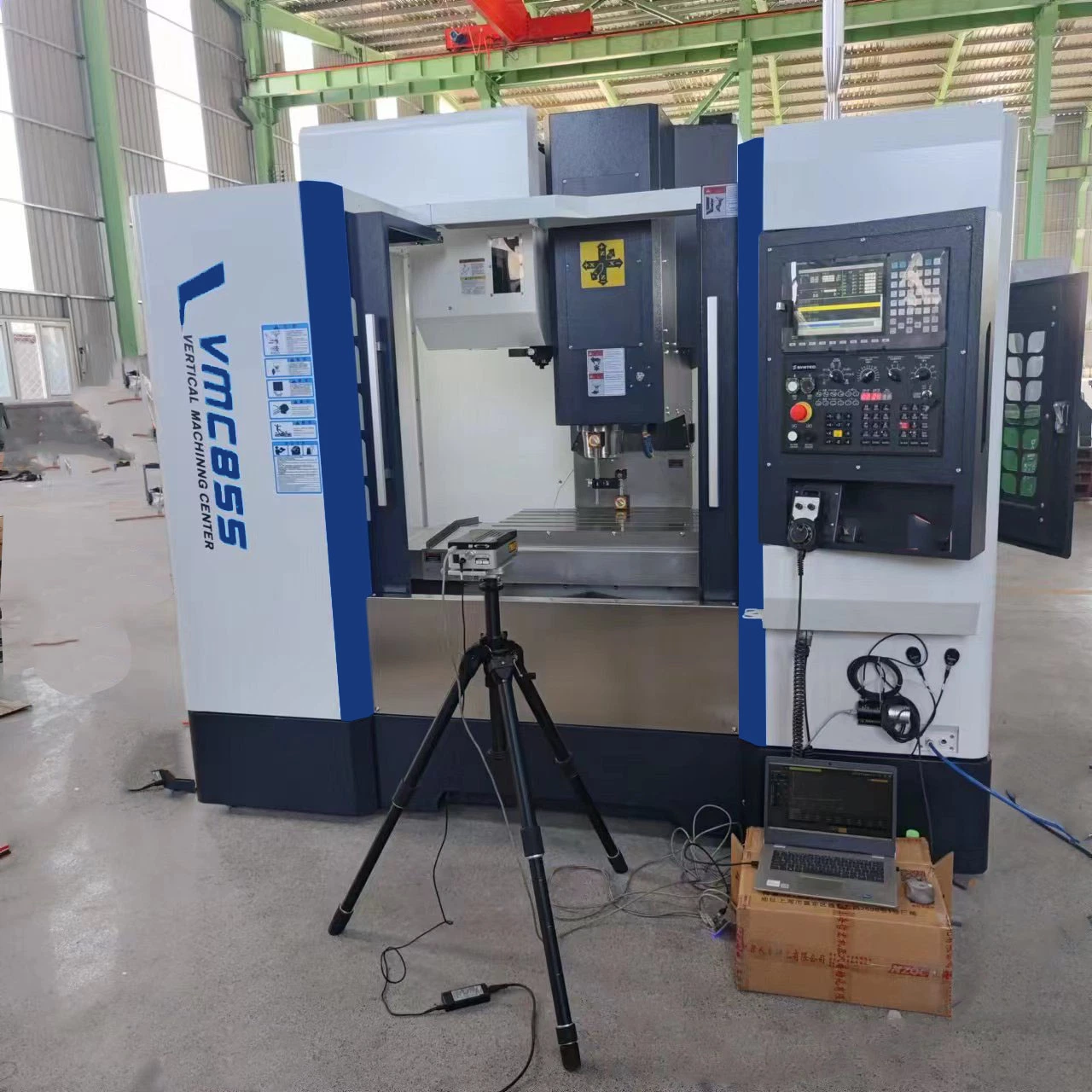 4/5 Axis Machinery CNC Vertical (Bare) Machine Center Tornos/Fresadora/Milling Center for Metal /Wood Cutting/Drilling/Router/Engraving/Turning Vmc850