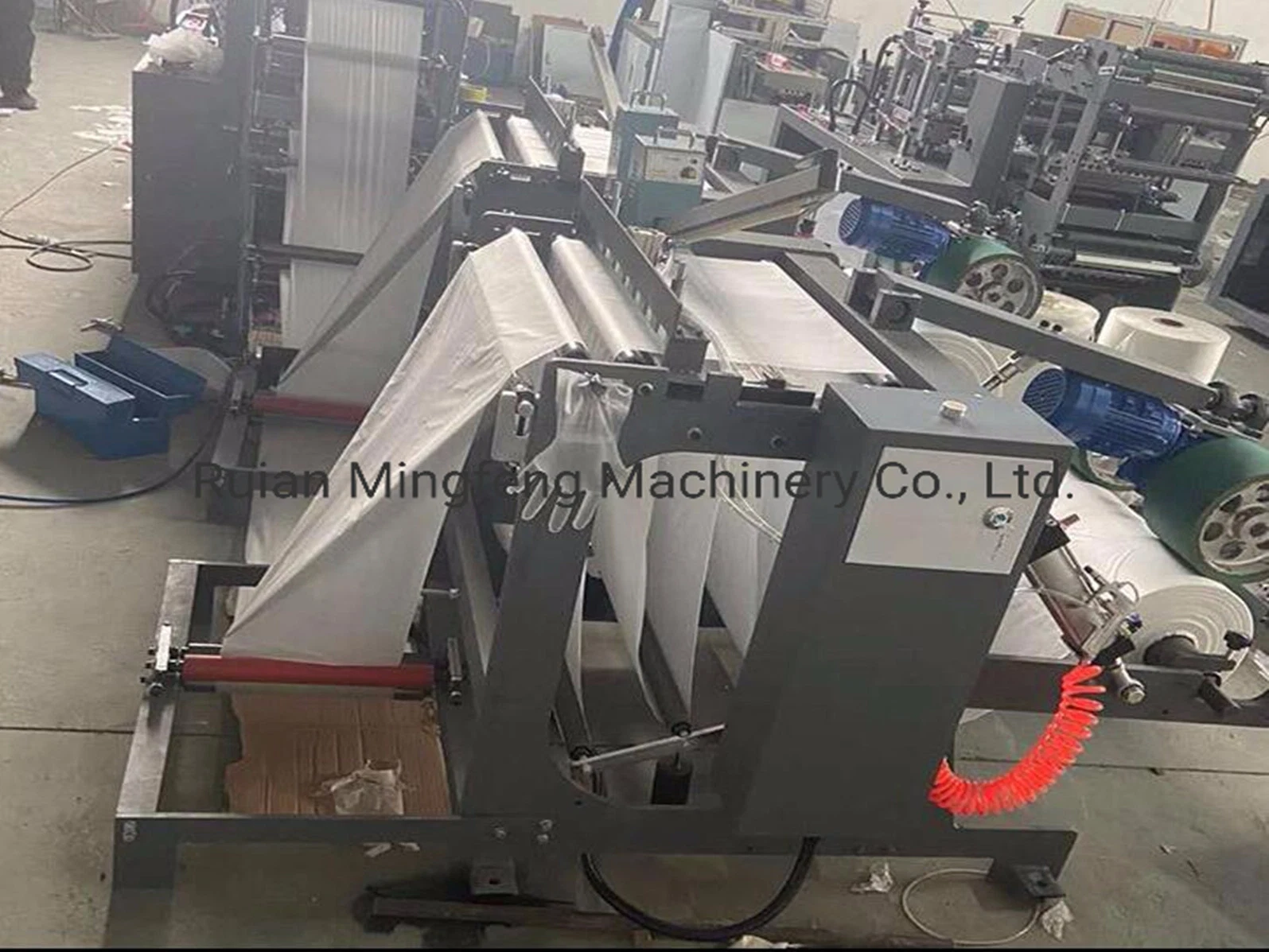 PE Disposable Plastic Glove Making Machine with Automatic Waste Clean off