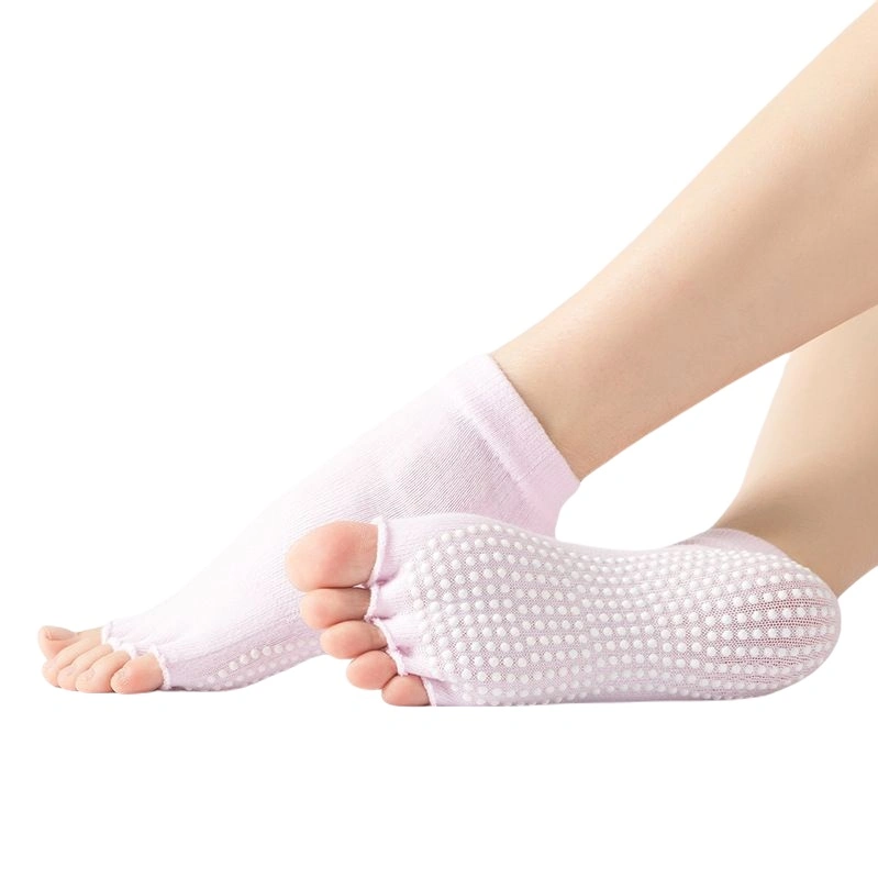 Wholesale Women Men Cotton Non Slip Toe Grip Sport Yoga Socks White