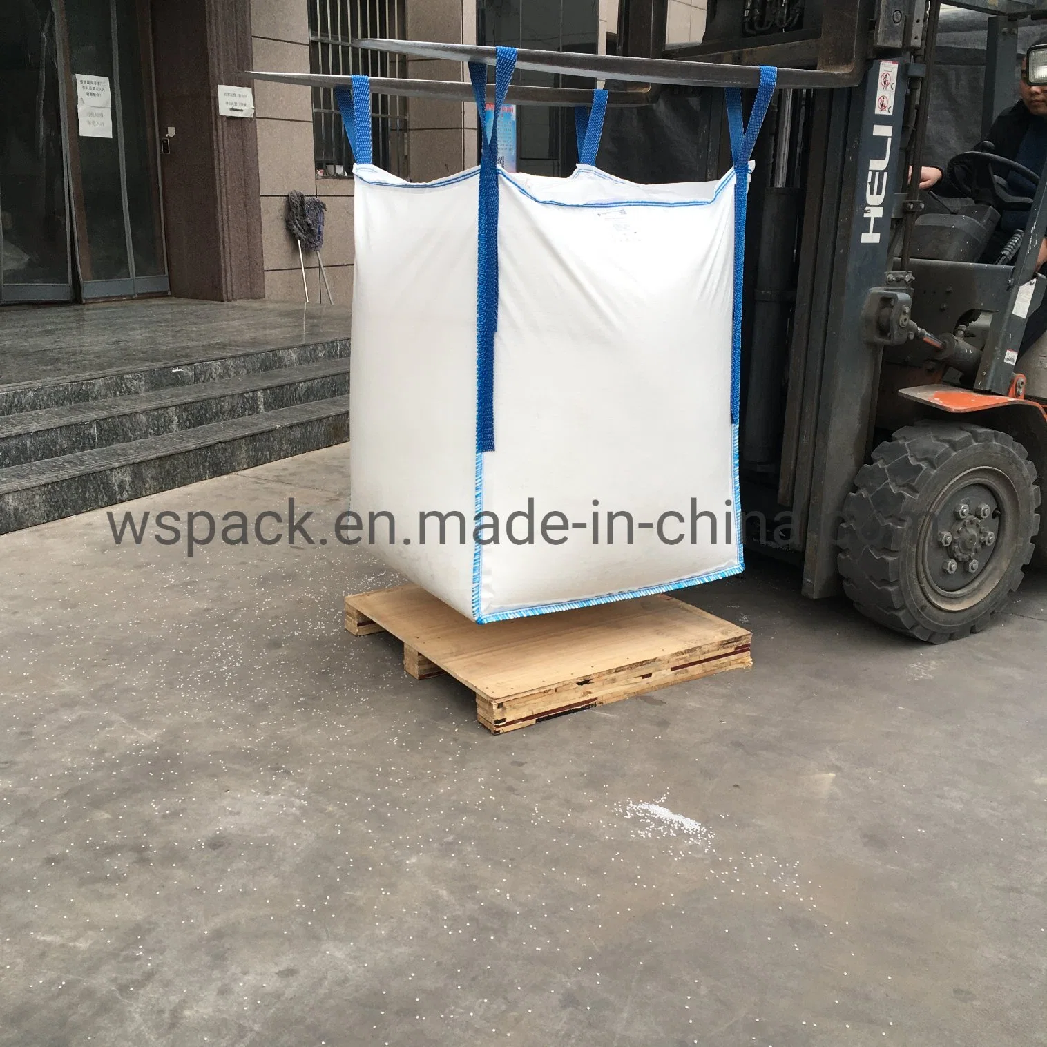 Type-B Bag Supplier for Packing Powder Industrial Material Plastic Bag Polypropylene 2200lbs Bag 4 Loops 3000kg