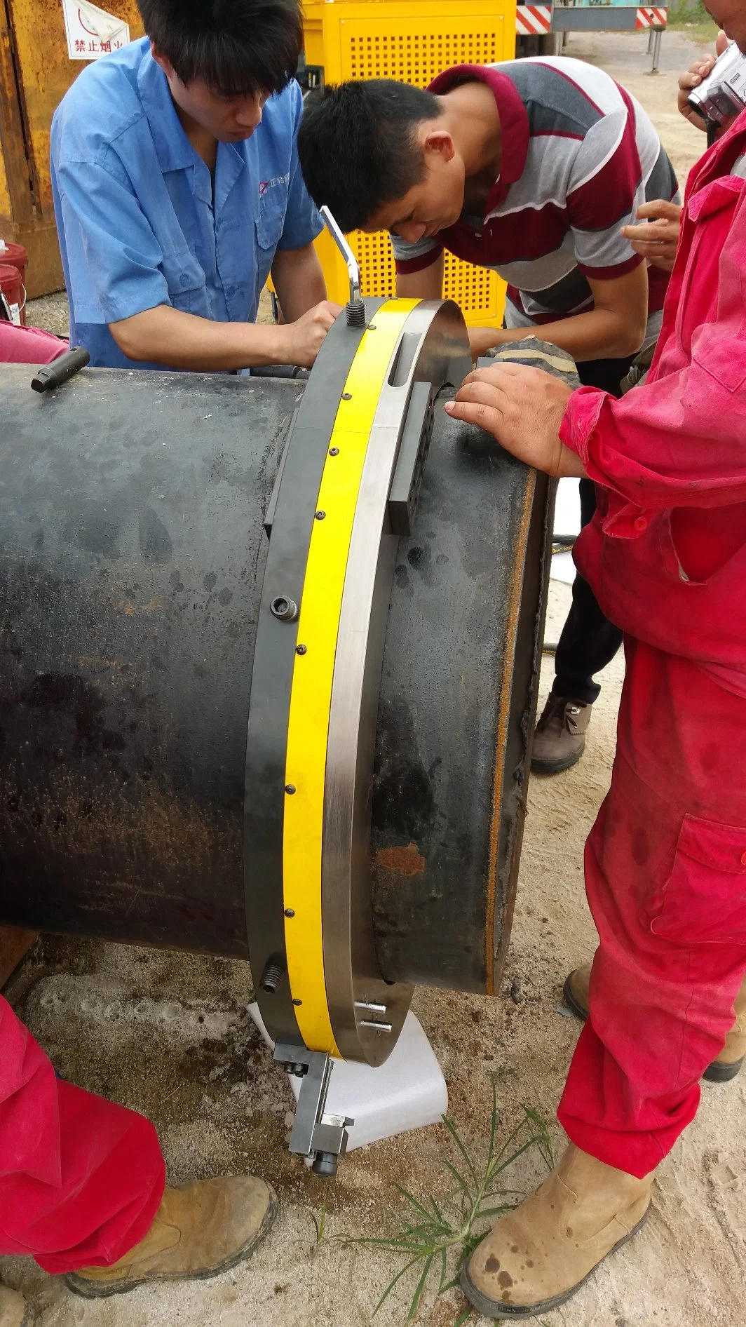 El tubo de oleoducto metálica de acero frío de corte y biselado máquina hidráulica