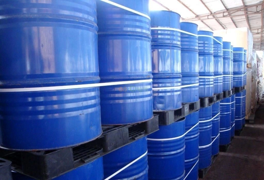 Hot Selling Factory Price Span Soluble in Oil and Organic Solvents