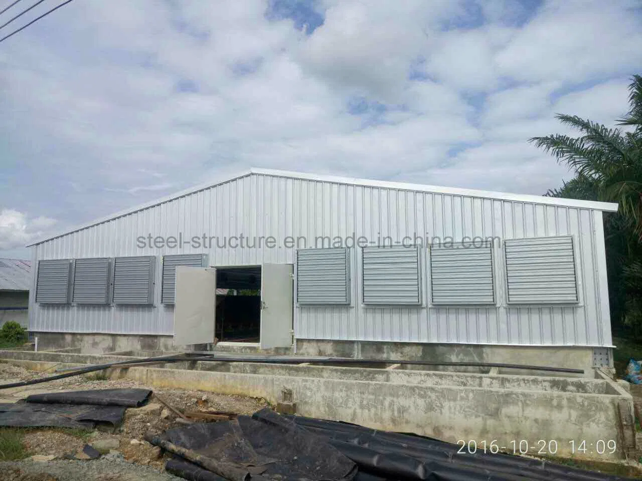 Prefabricated Customized Light Steel Structure Buidling Poultry Chicken Coop Shed