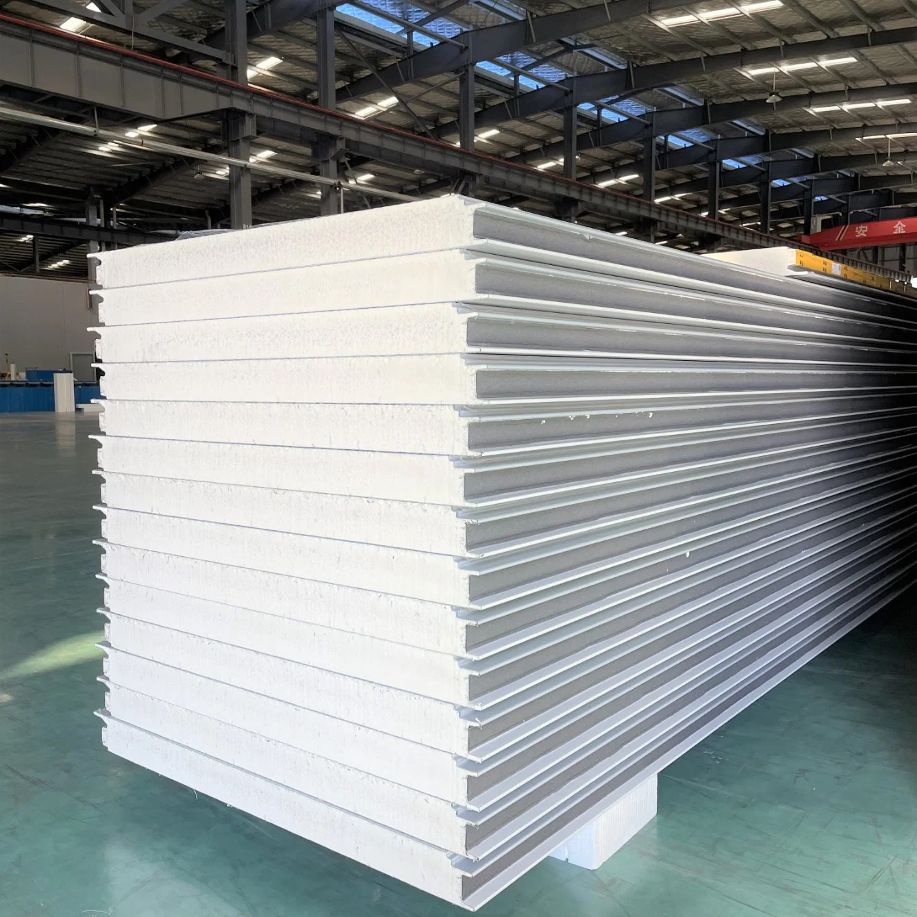 Insulated and Fireproof PU/PIR/Rock Wool/Glass Wool/EPS Sandwich Panels