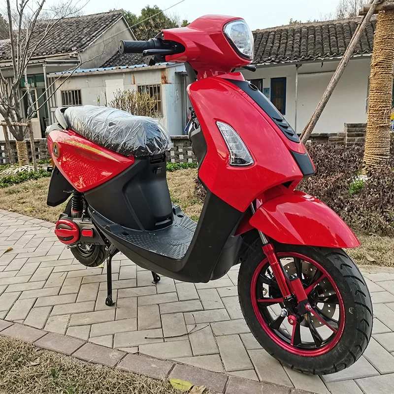 Novo modelo de moto elétrica com potência elevada de alta velocidade e Alta qualidade com certificação CEE de 2000 W.