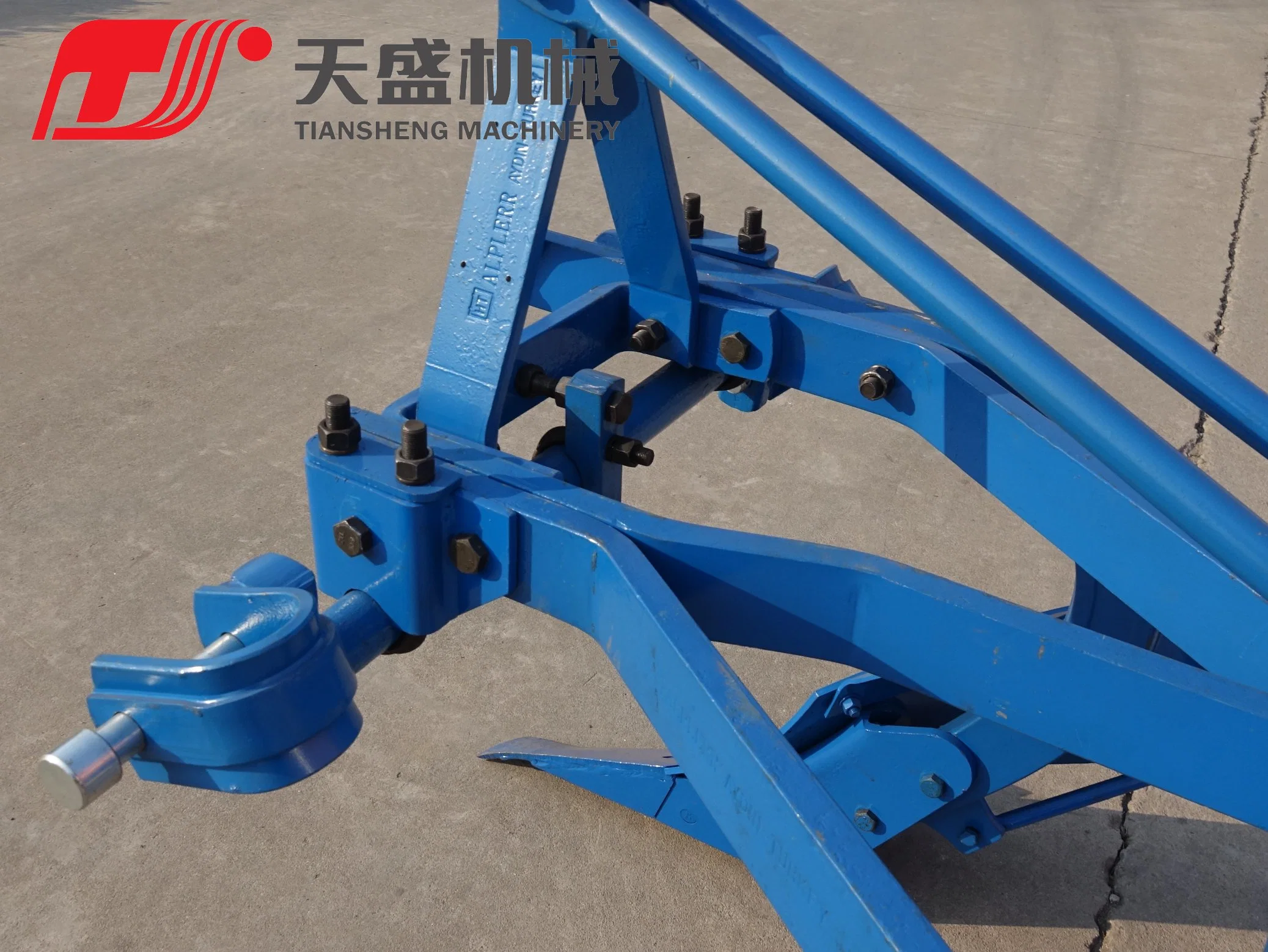 Farm Machinery New Designed Heavy Duty 3three Blades Share Plow Plough