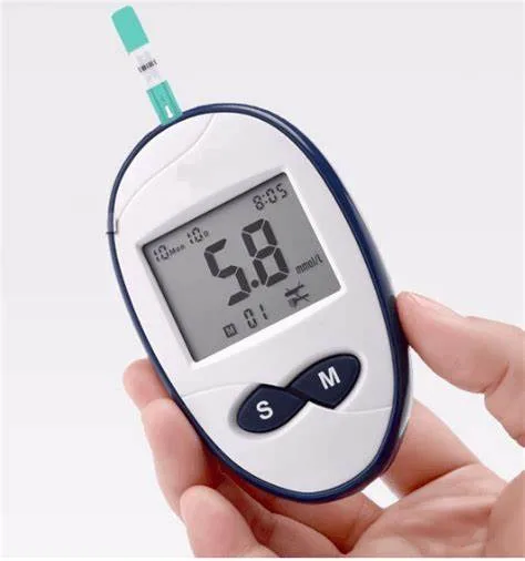 Equipo de pruebas de sangre Digital Diabetes glucómetro con tiras de pruebas de glucosa en el Comprobador de azúcar en sangre