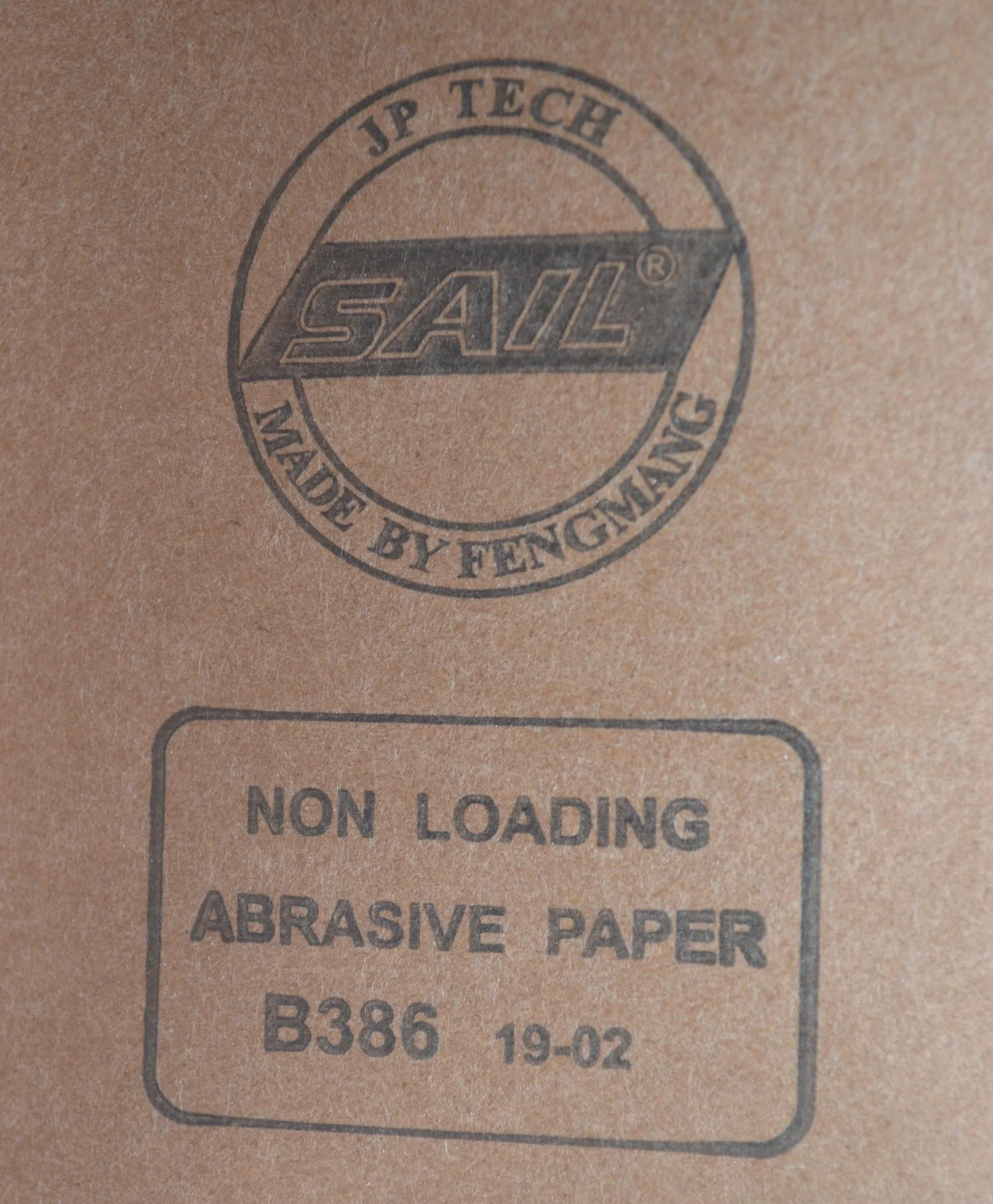 B386 Papel de lija, óxido de aluminio, papel de látex, especiales, revestido de madera y pintura de polaco