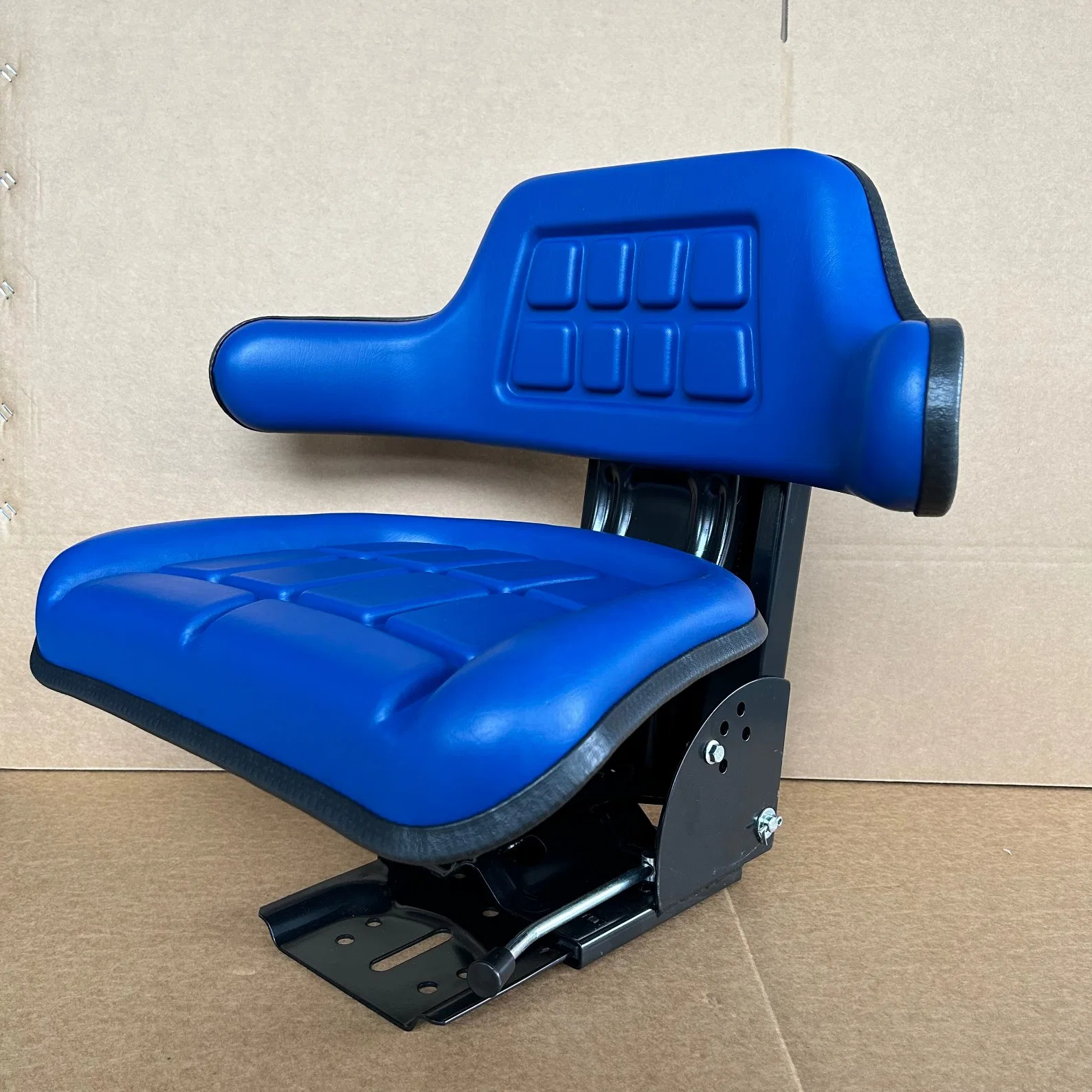 Height Adjustable Blue Color Tractor Seat