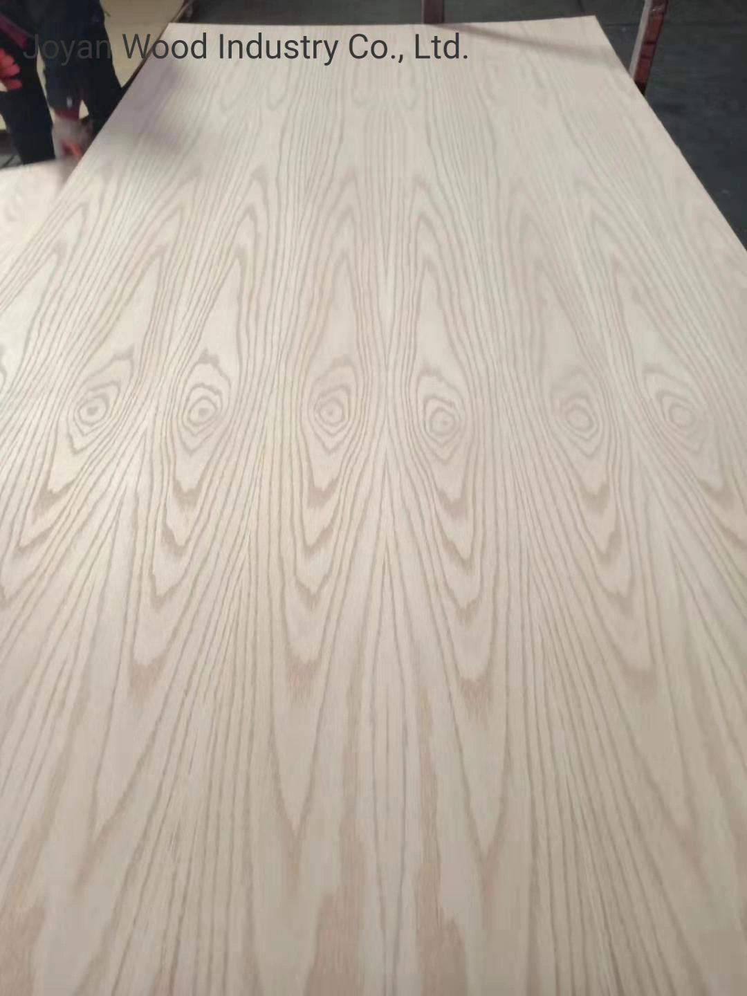 Le bois décoratifs en bois Fancy MDF MDF de gros de taille standard